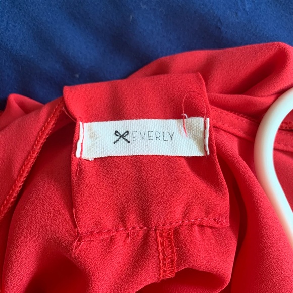 Pink Everly top with bow back! - Picture 7 of 8